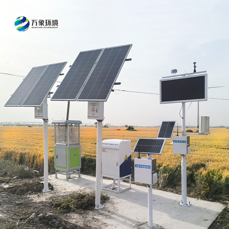 農(nóng)田四情監(jiān)測(cè)系統(tǒng)，每一個(gè)設(shè)備各司其職相互配合構(gòu)建高標(biāo)準(zhǔn)農(nóng)田